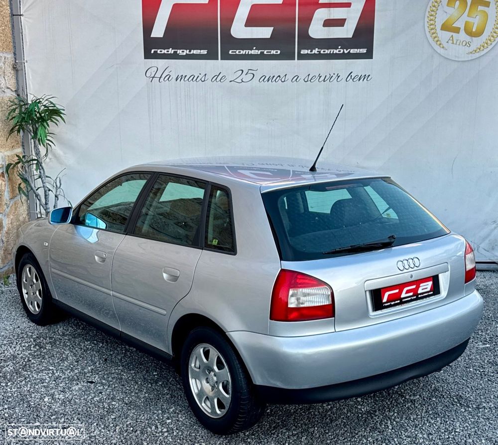 Audi A3 1.6 Attraction - 6