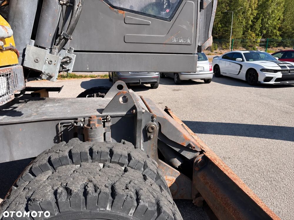 Volvo Ew210D - 5