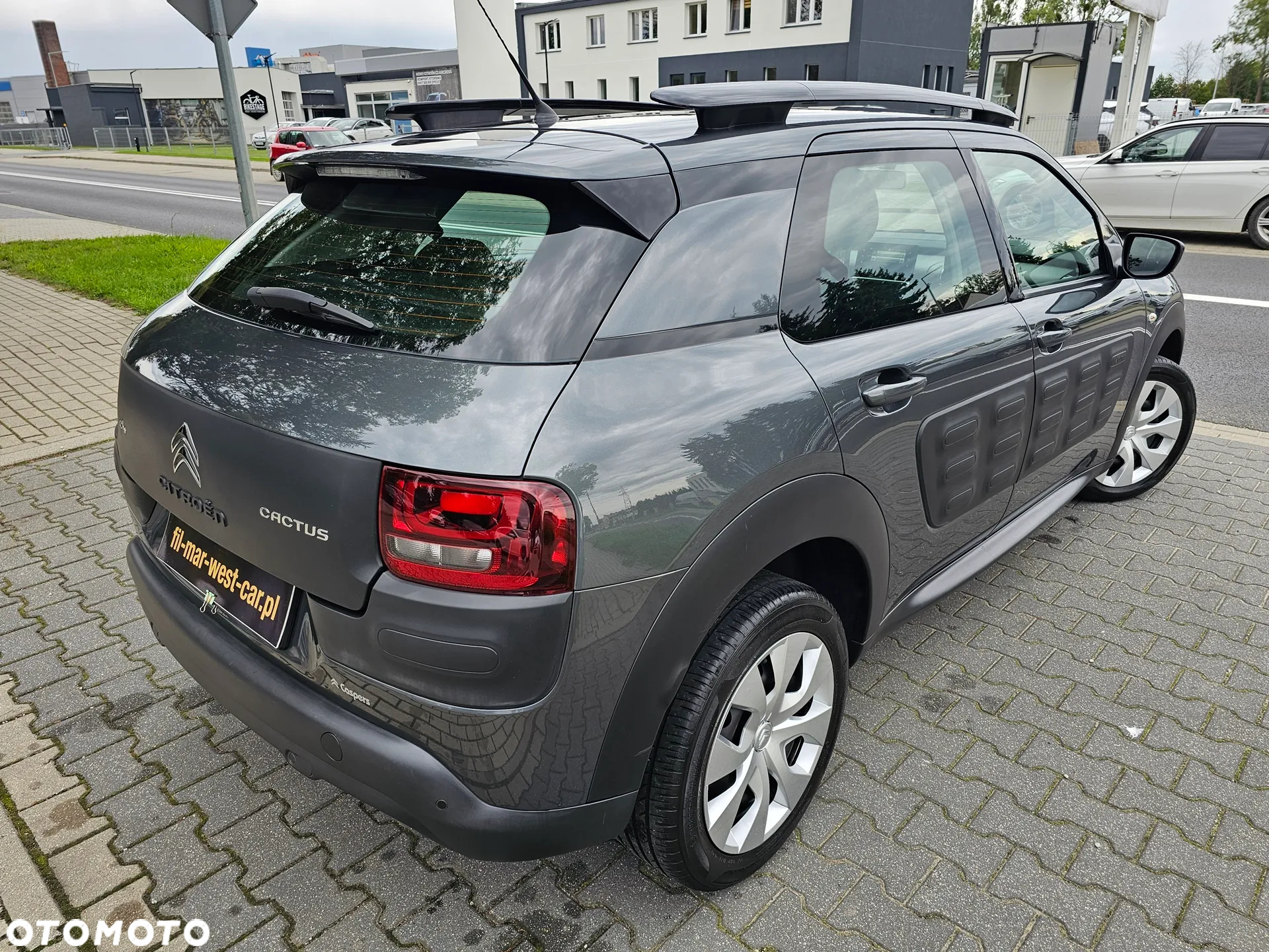 Citroën C4 Cactus 1.2 PureTech Live S&S - 8