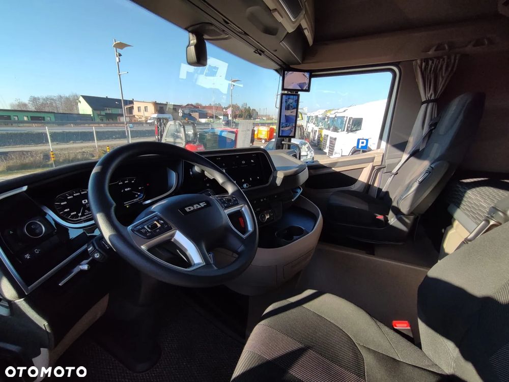 DAF XG 530 FT / AUTOMAT / STANDARD / TRAXON / KLIMATYZACJA POSTOJOWA / - 13