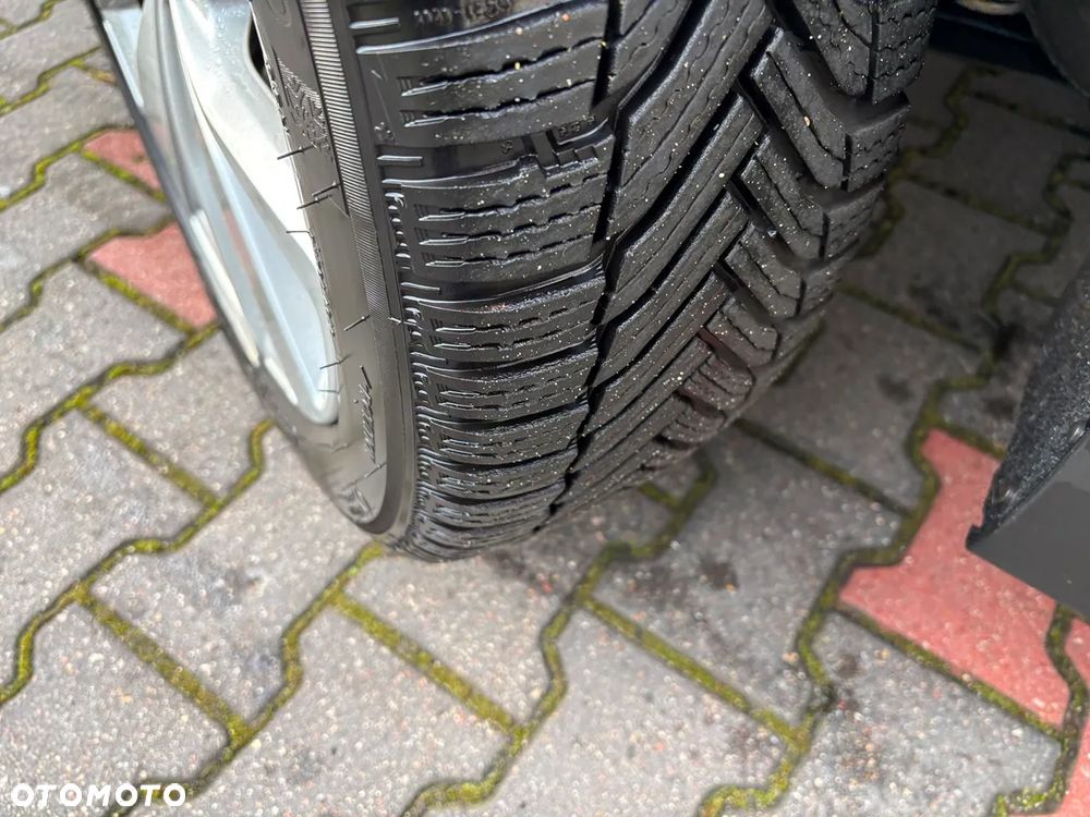 Renault Grand Scenic - 33