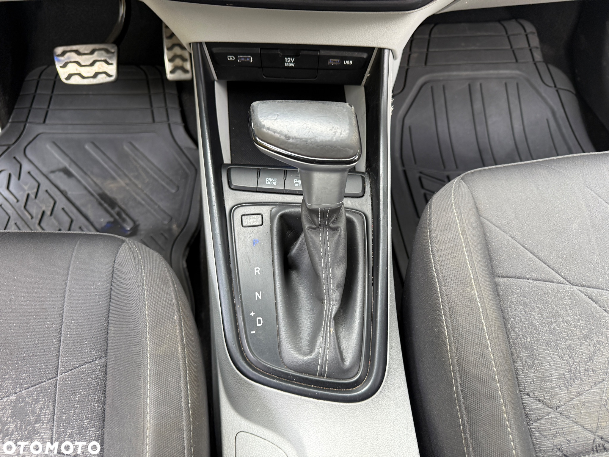 Hyundai Bayon - 12