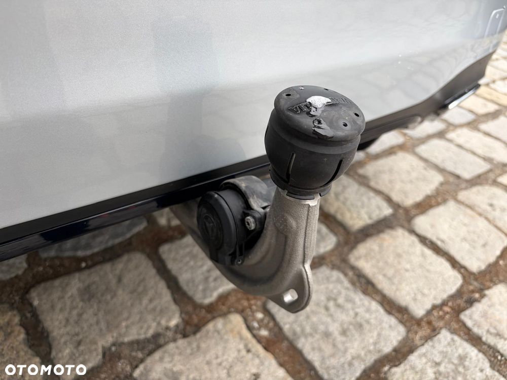 Mercedes-Benz Klasa B 250 4-Matic mHEV AMG Line 8G-DCT - 33