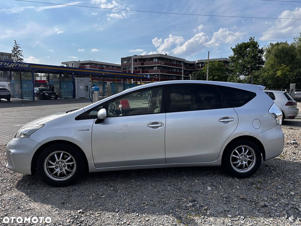 Toyota Prius+ (Hybrid) Comfort - 2