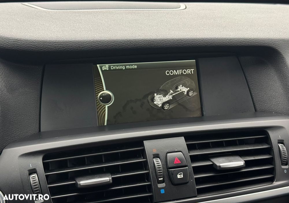 BMW X3 xDrive20d - 33