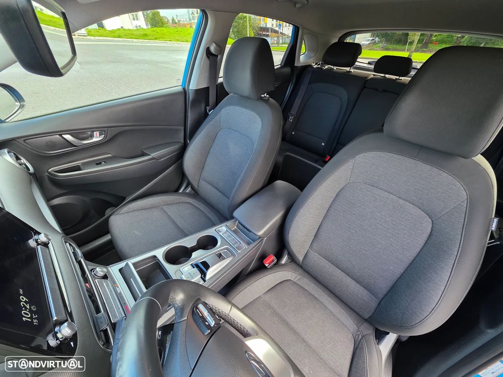 Hyundai Kauai Business - 16