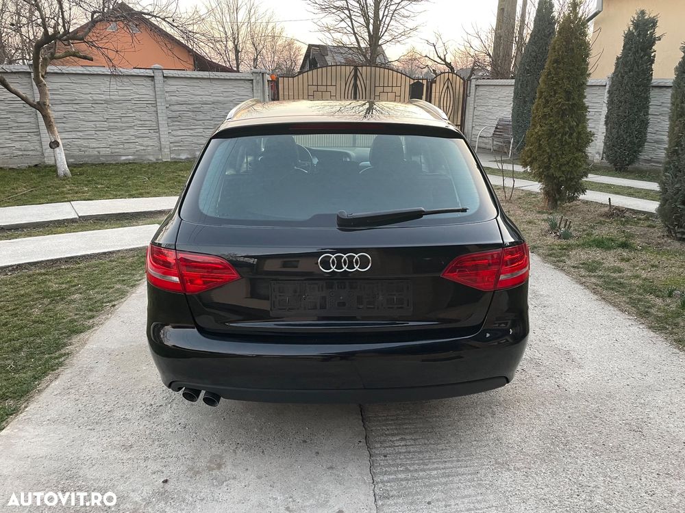 Audi A4 Avant 2.0 TDI - 11