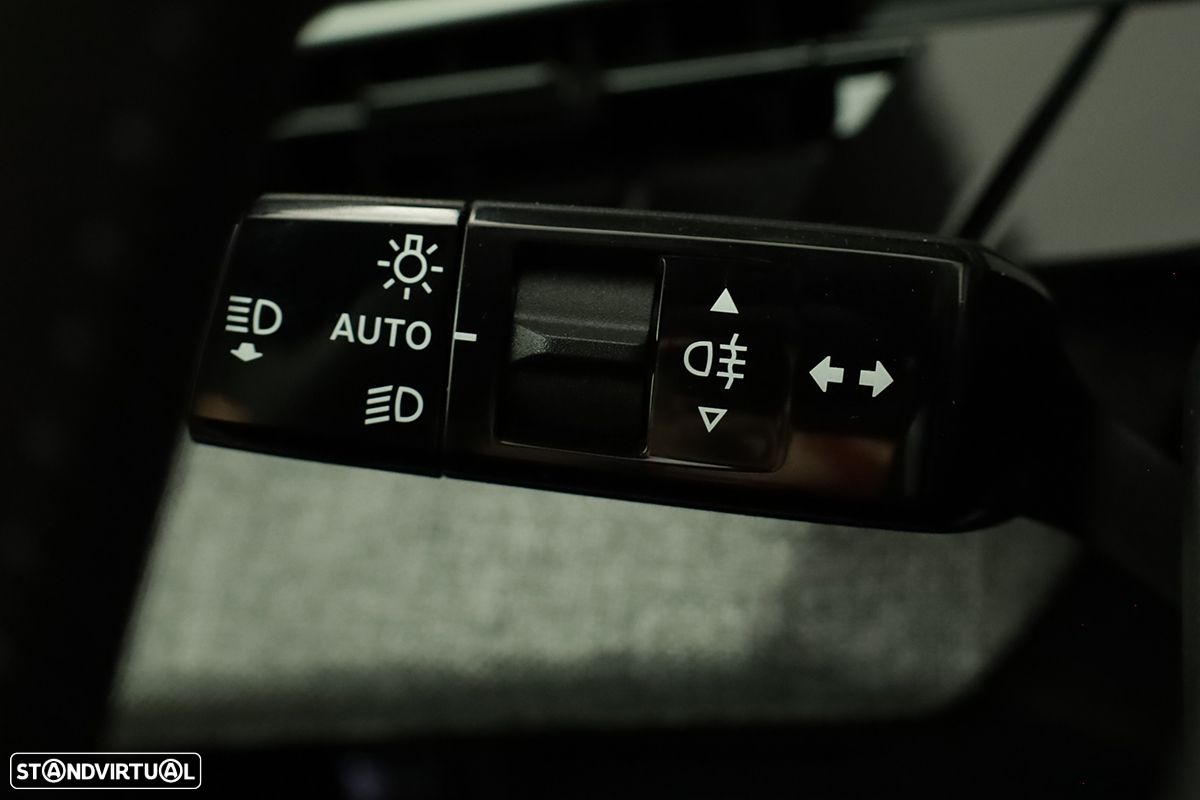 Peugeot 5008 1.2 Hybrid Allure e-DCS6 - 14