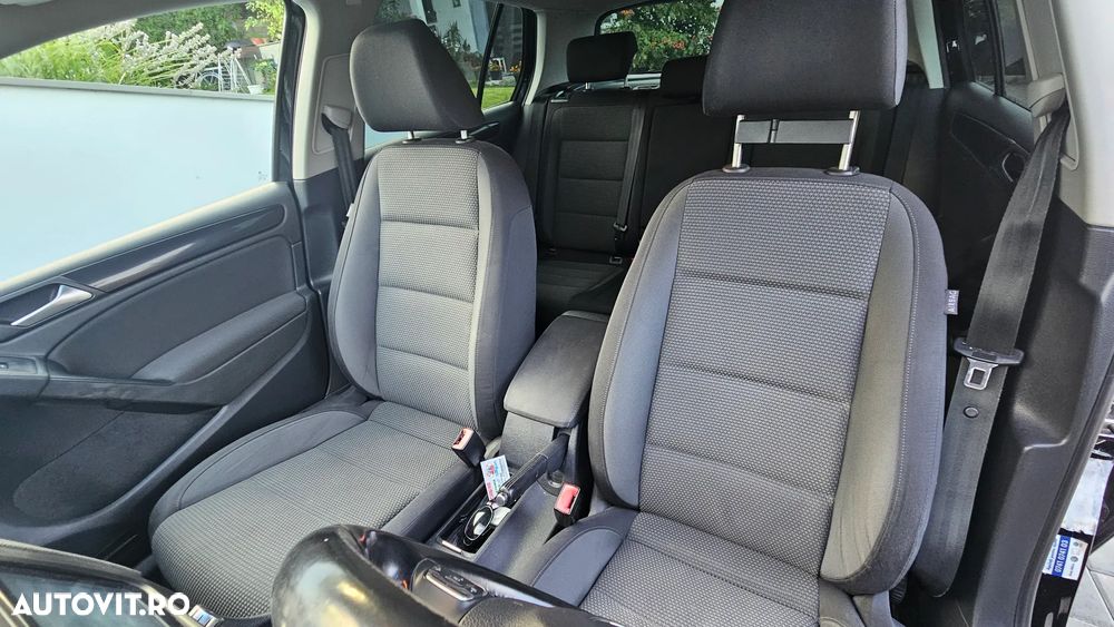 Volkswagen Golf 2.0 TDI Comfortline - 5