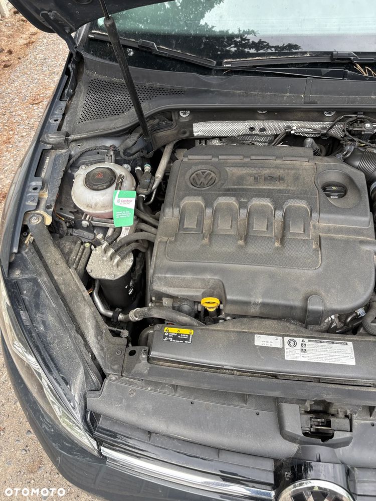 Volkswagen Golf 1.6 TDI Sound - 10