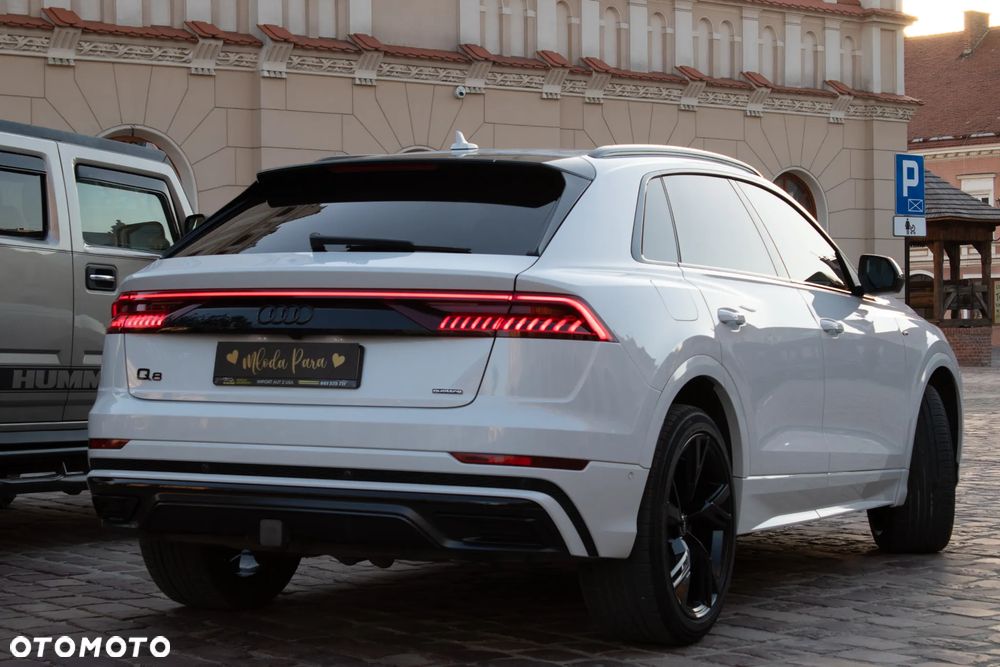 Audi Q8 55 TFSI quattro tiptronic - 2