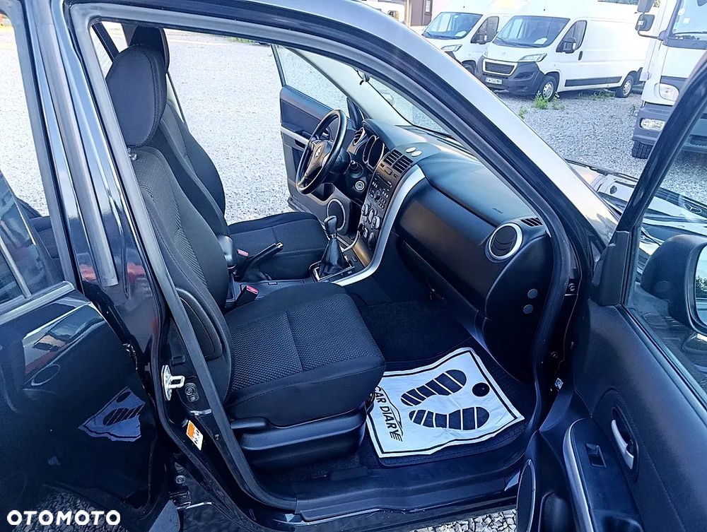 Suzuki Grand Vitara - 17