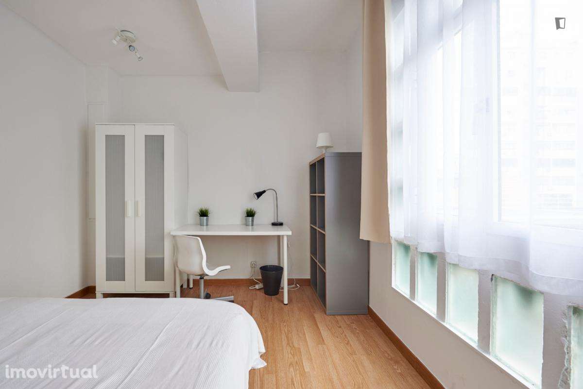 Quarto - localizado em Saldanha Lisbon - Grande imagem: 5/29