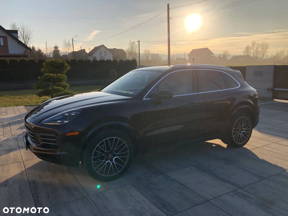 Porsche Cayenne Standard - 2