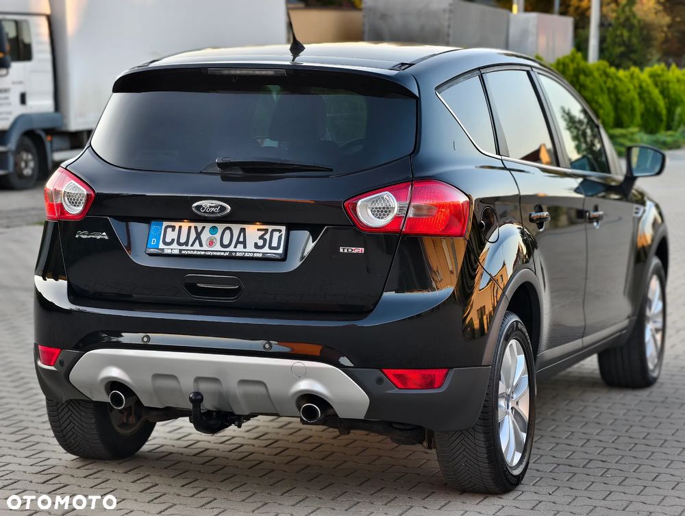 Ford Kuga 2.0 TDCi 4x4 Titanium - 4