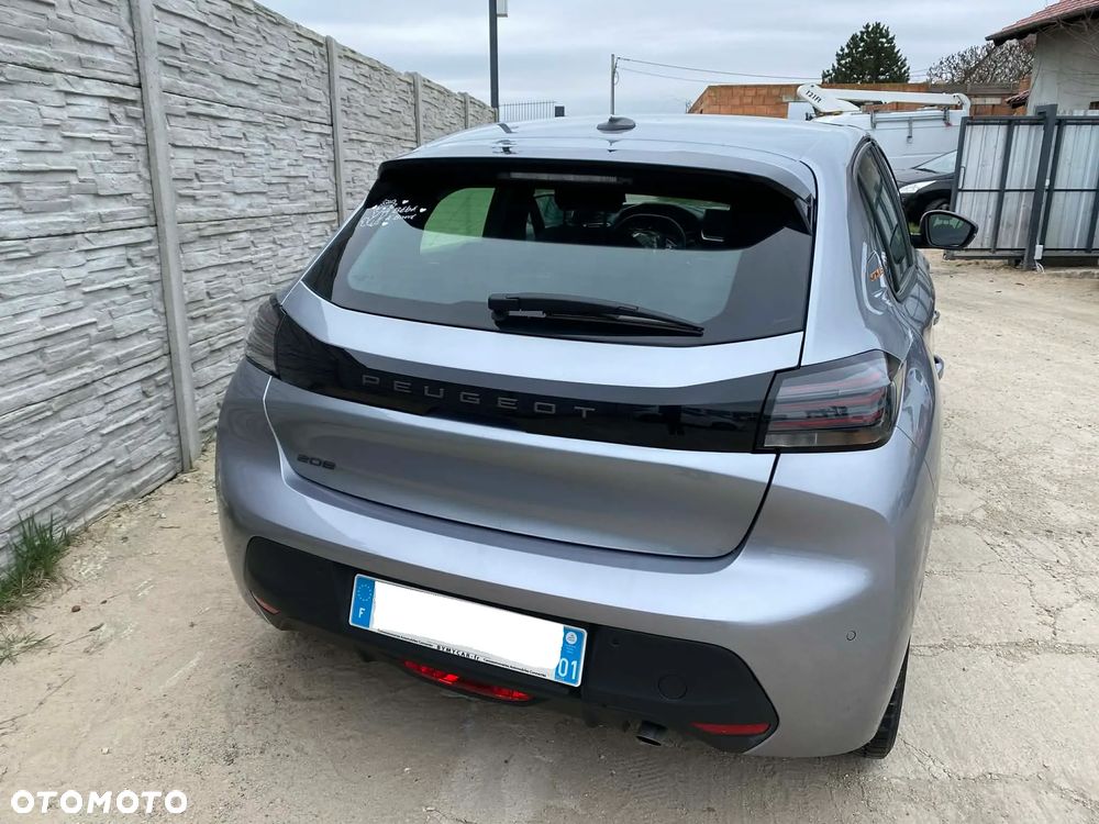 Peugeot 208 PureTech 100 Allure Pack - 2