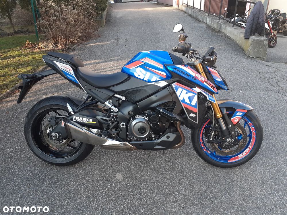 Suzuki GSX 1000 - 12