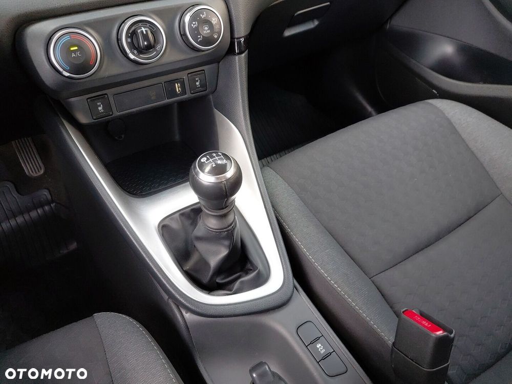 Toyota Yaris - 23