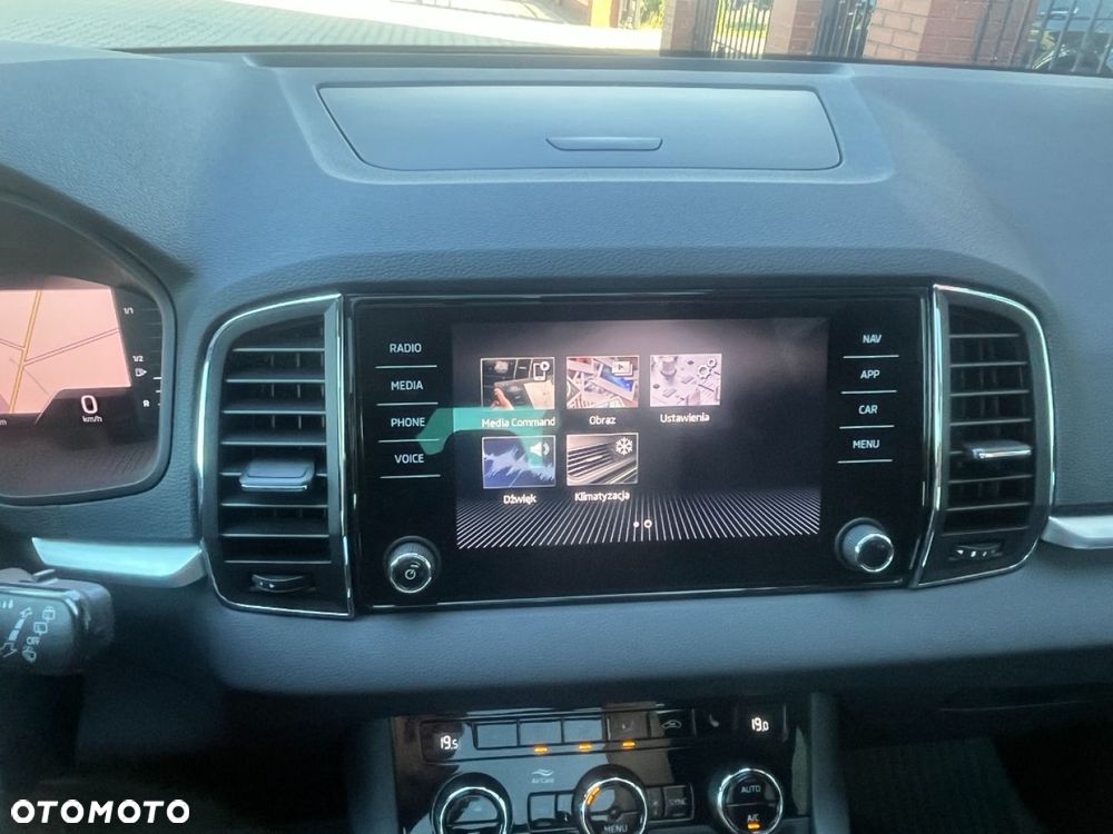 Skoda Karoq 1.5 TSI ACT DSG Tour - 12