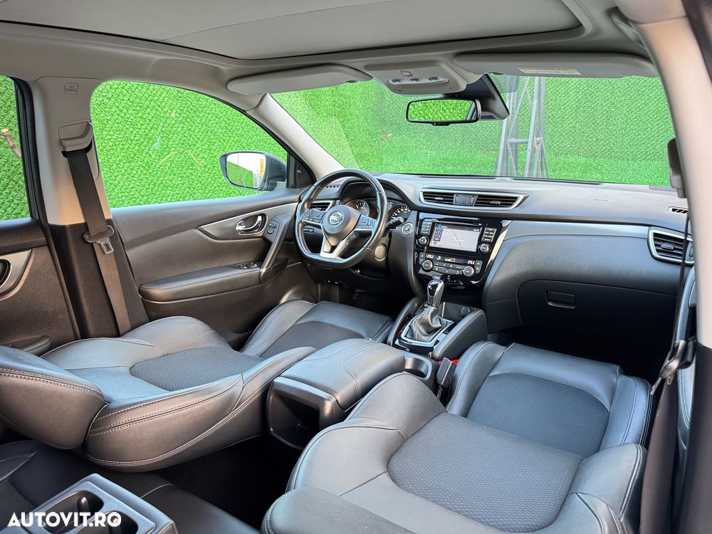 Nissan Qashqai 1.6 DCI Xtronic TEKNA+ - 8