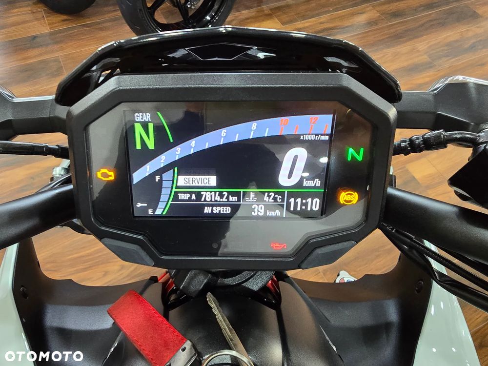 Kawasaki Z 650 - 17