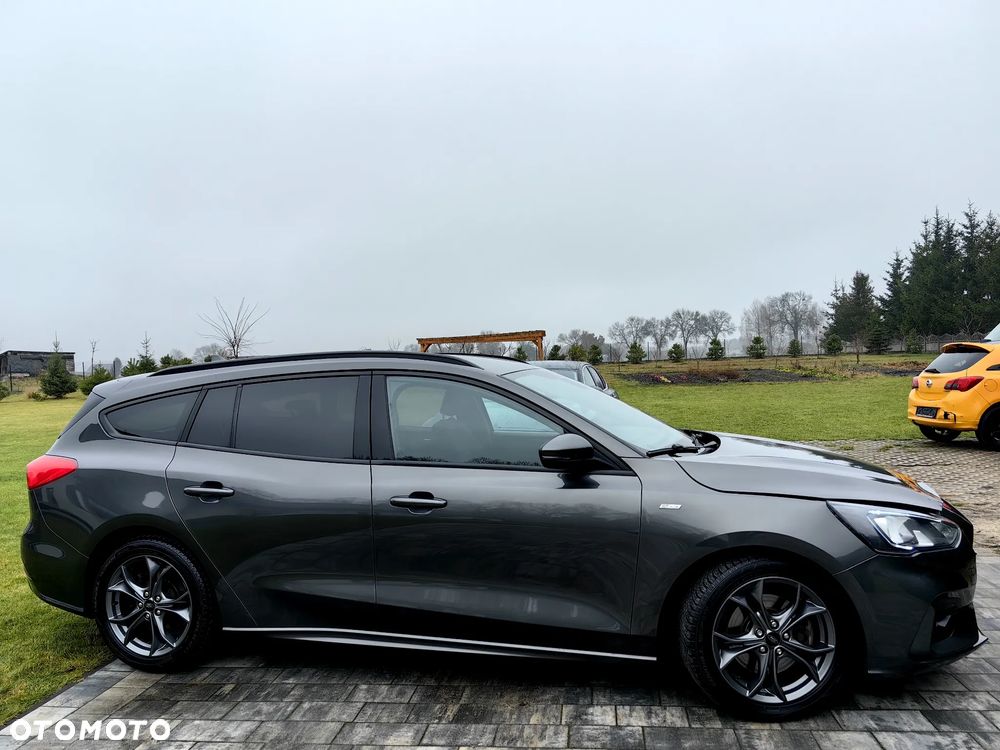 Ford Focus 1.5 EcoBlue Start-Stopp-System ST-LINE - 21