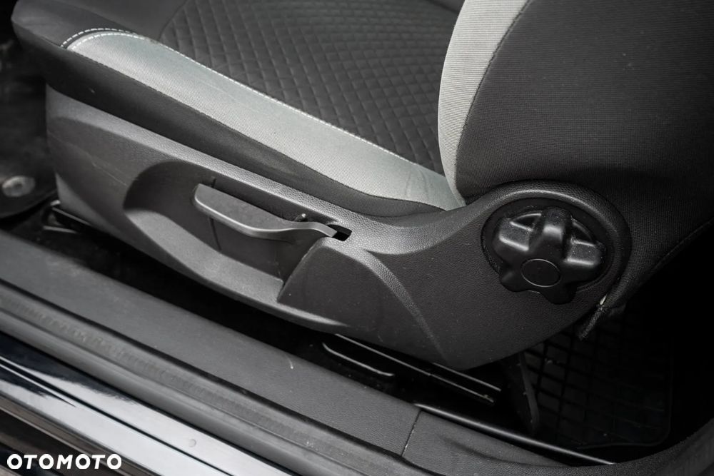 Ford Fiesta 1.0 Start-Stop SYNC Edition - 28