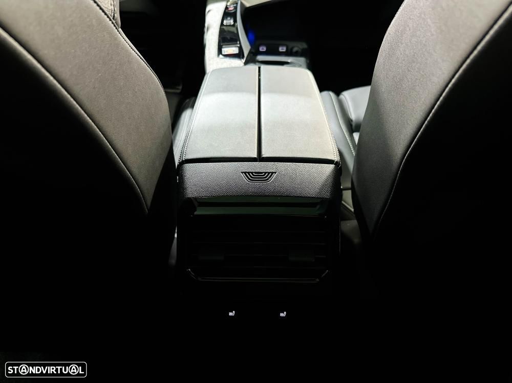 Peugeot E-3008 73 kWh Allure - 28