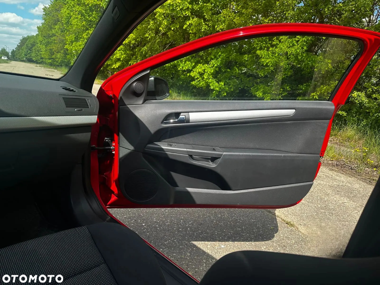 Opel Astra GTC 1.6 Turbo Edition - 7