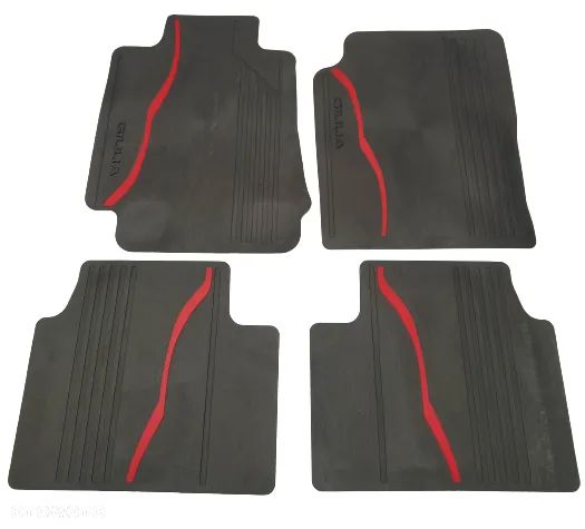 ALFA ROMEO GIULIA DYWANIKI WYCIERACZKI WYCIERACZKA GUMOWE CZARNO CZERWONE NOWY ORYGINAŁ - 1