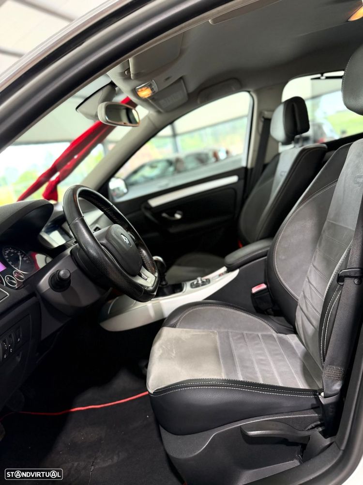 Renault Laguna 2.0 dCi Dynamique S - 8