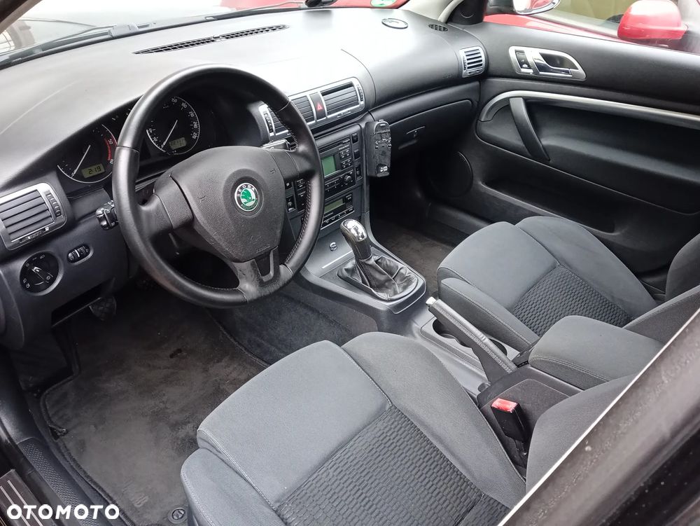 Skoda Superb 2.0 TDI DPF Comfort - 20