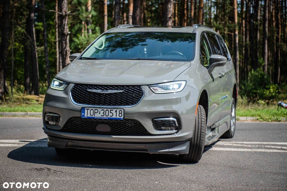 Chrysler Pacifica - 9