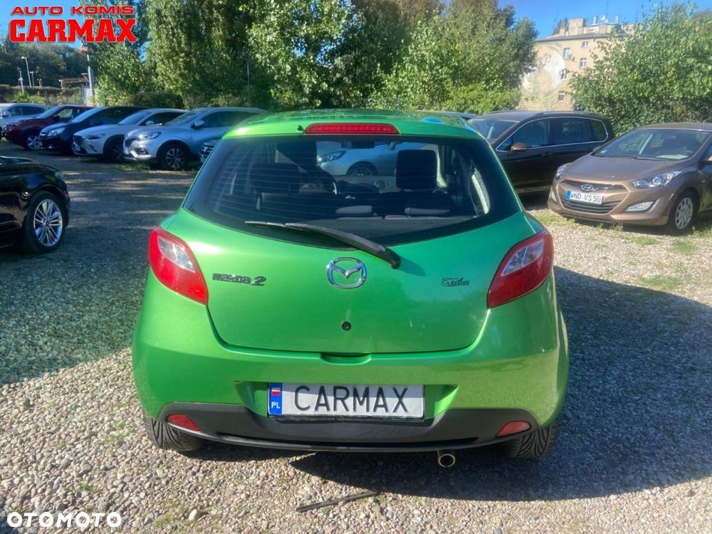 Mazda 2 - 10