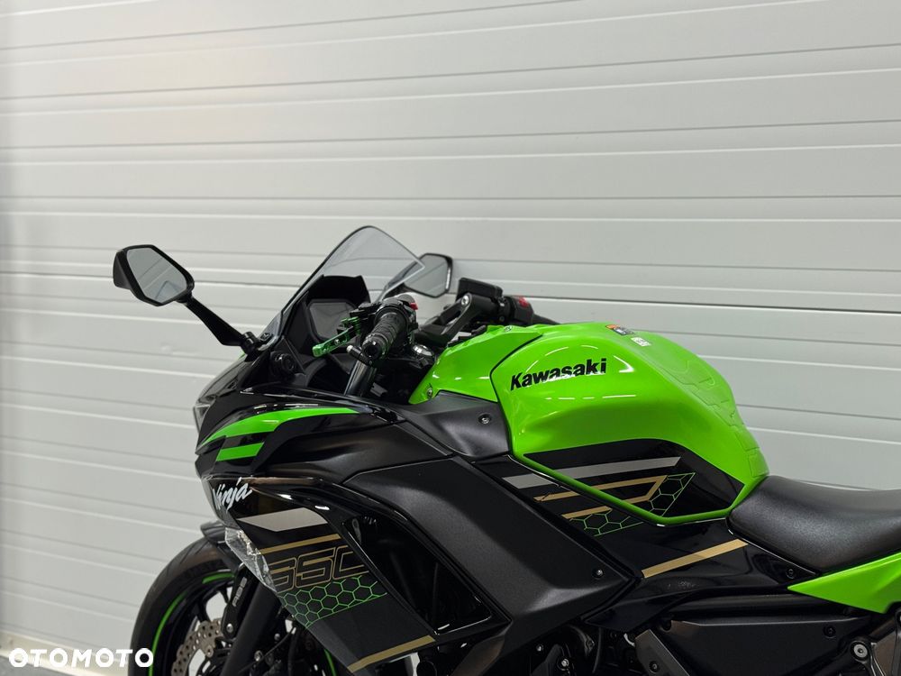 Kawasaki Ninja - 17