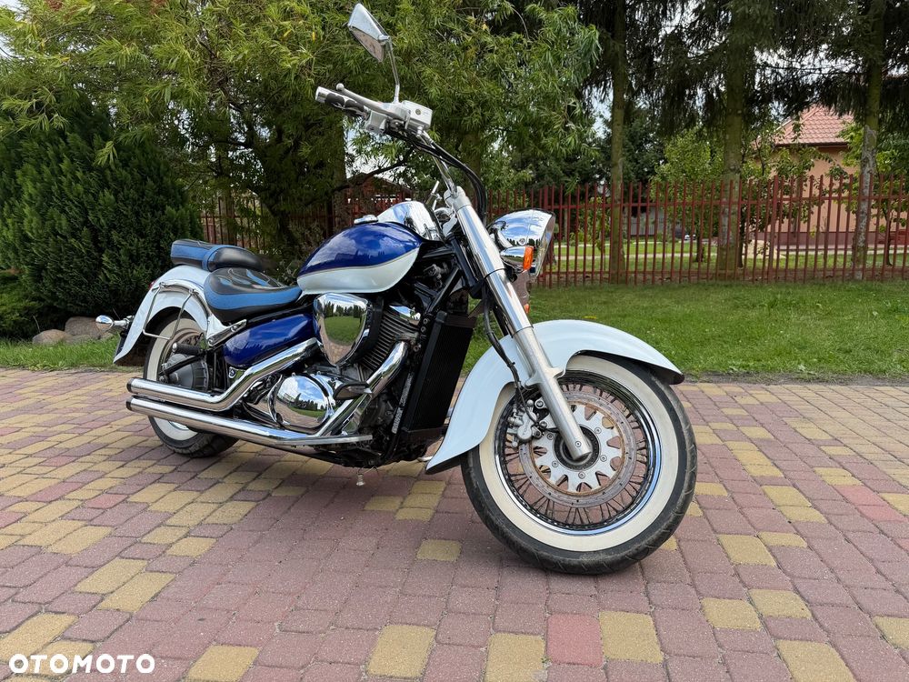 Suzuki VL 800 Volusia - Boulevard C50 - 3