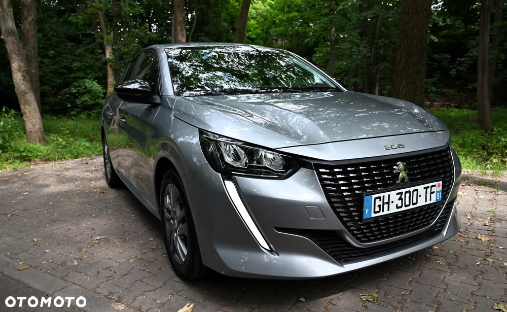 Peugeot 208 - 6