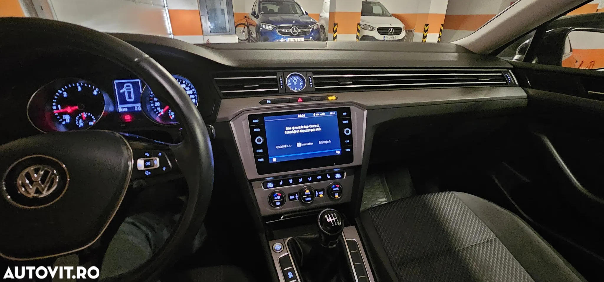 Volkswagen Passat - 5