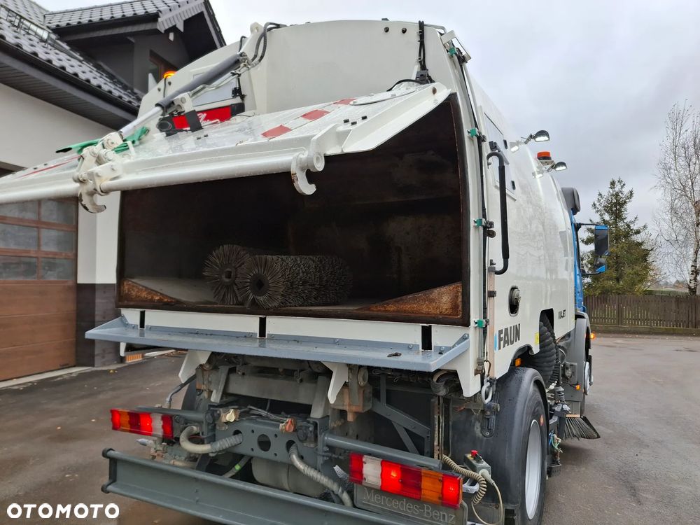 Mercedes-Benz Axor 1829 Zamiatarka FAUN Viajet 2010r EUnited PM10 Karcher Przebieg 76 Tyś KM Euro 5 - 23