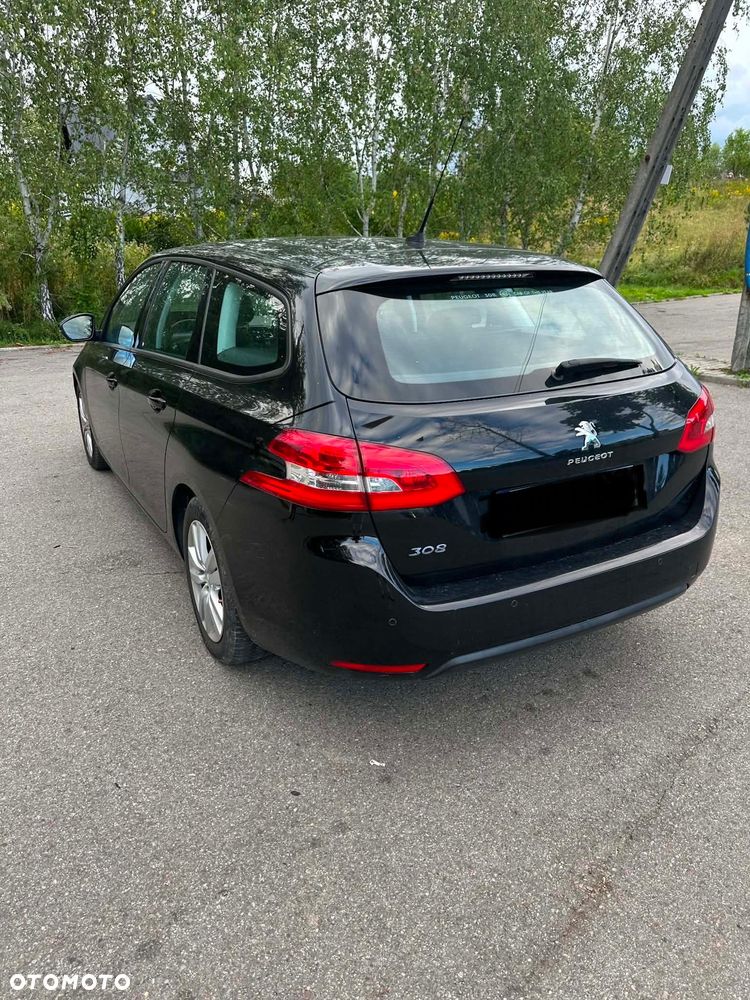 Peugeot 308 - 3