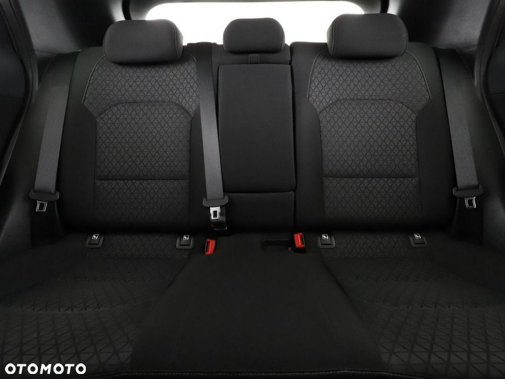 Kia XCeed 1.0 T-GDI M - 19