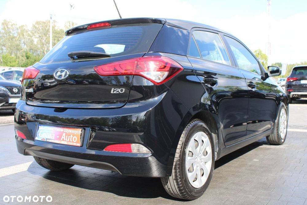 Hyundai i20 - 15