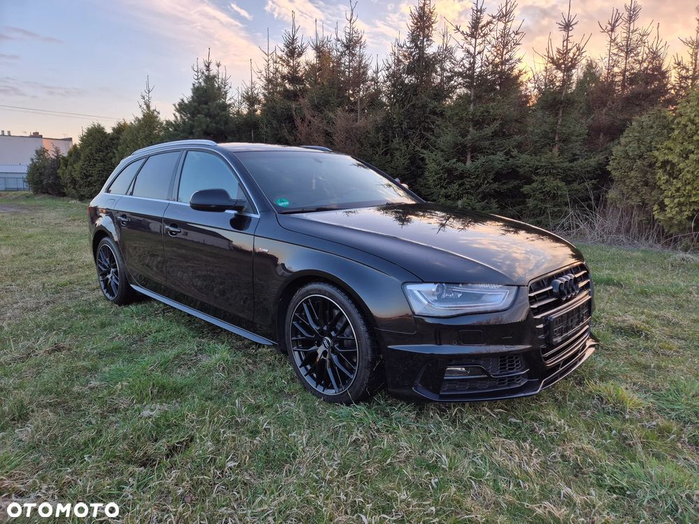 Audi A4 Avant 2.0 TDI DPF clean diesel multitronic S line Sportpaket - 11