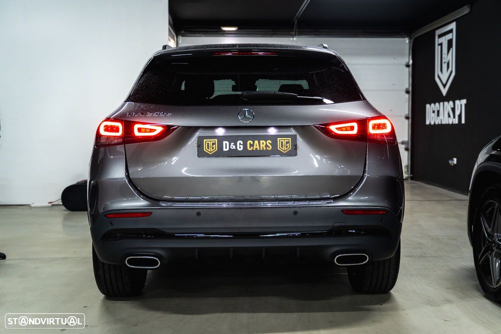 Mercedes-Benz GLA 250 e AMG Line - 18