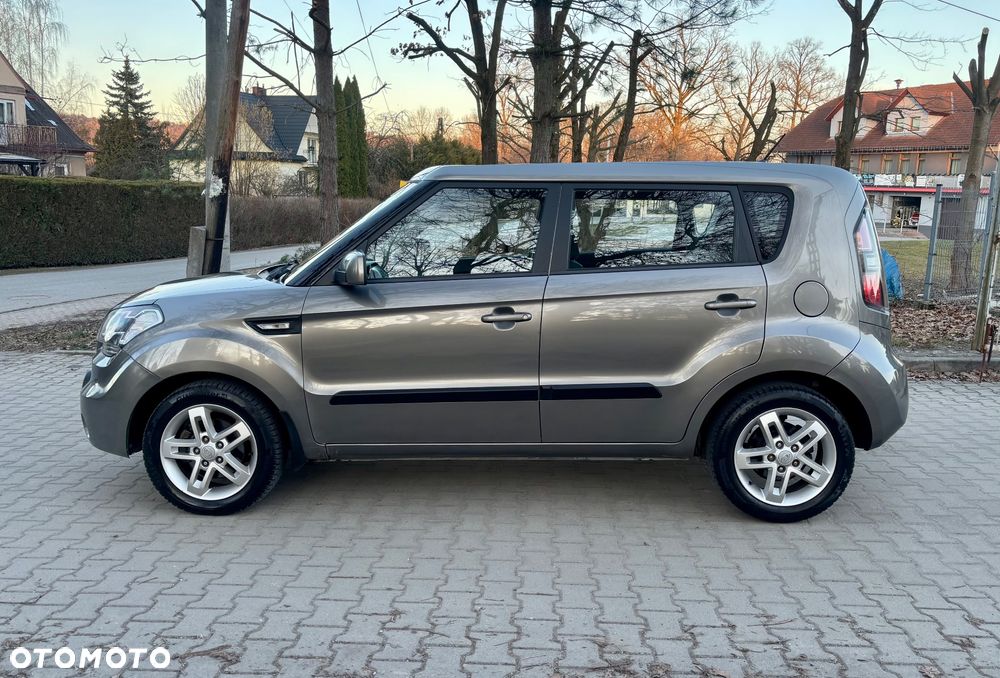 Kia Soul 1.6 CRDI L - 14