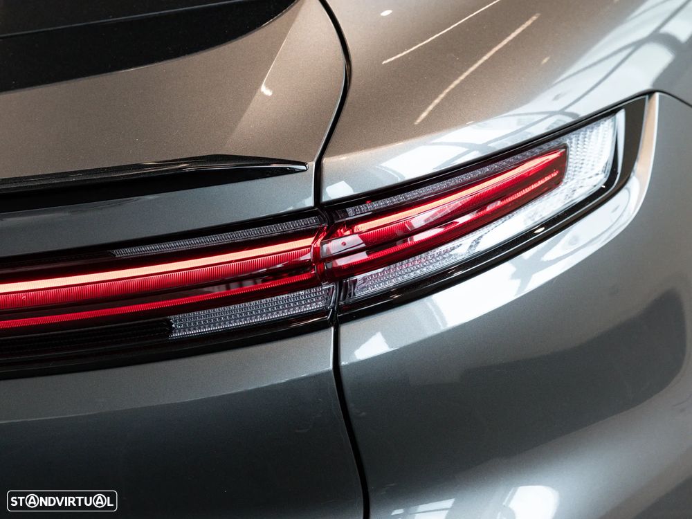 Porsche Cayenne Coupé E-Hybrid - 12