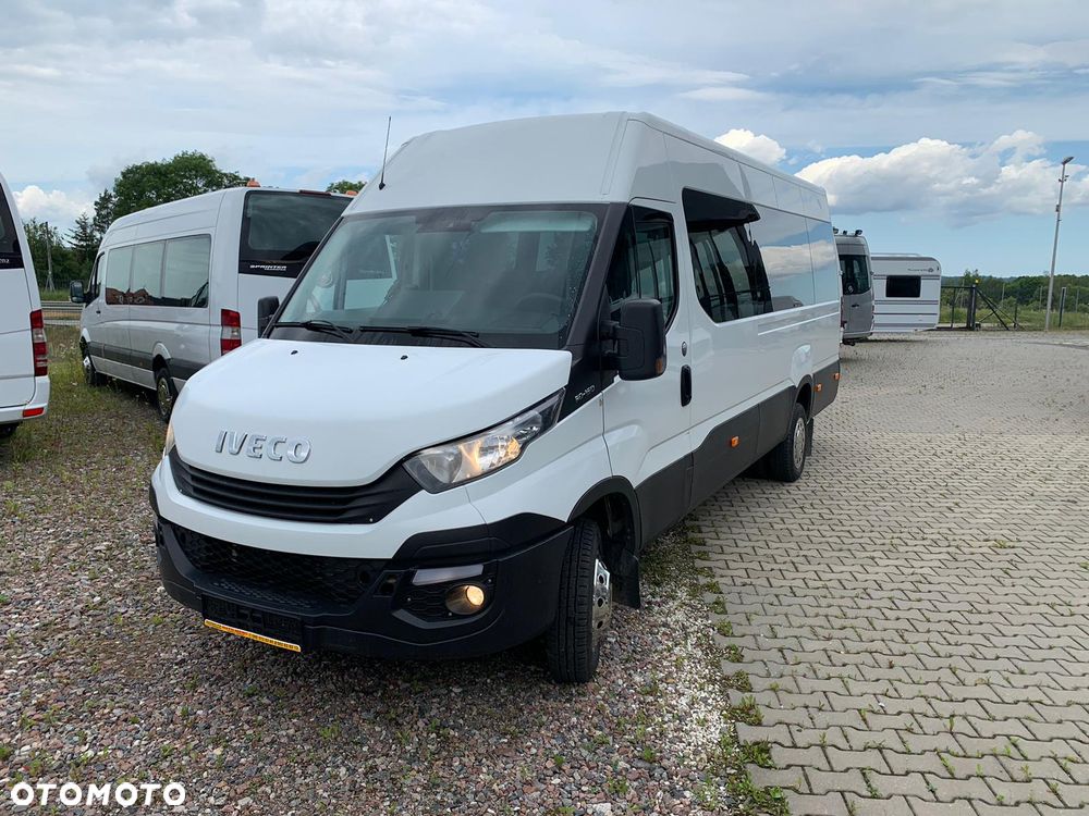Iveco Daily - 21 miejsc
