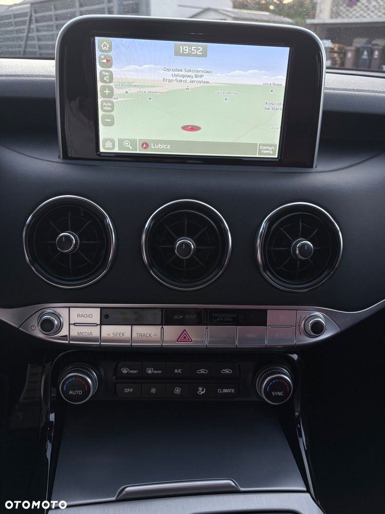 Kia Stinger 2.0 T-GDI GT Line - 24