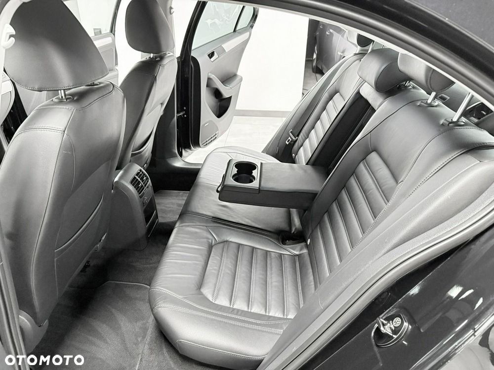 Volkswagen Jetta - 29