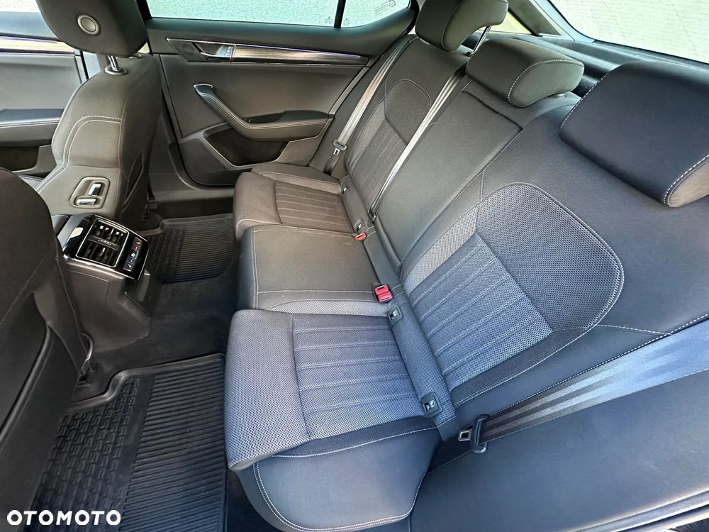 Skoda Superb 2.0 TSI Style DSG - 12